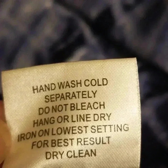 Women's shirt - Picture 7 of 7